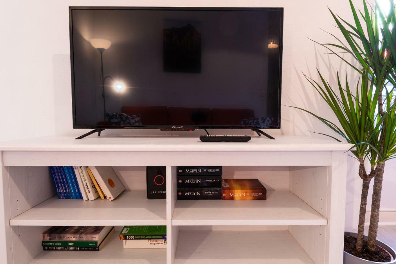 Appartement Coeur De Ville - Wifi - Lave-Seche Linge โป ภายนอก รูปภาพ
